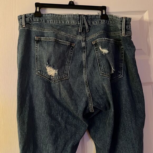 New Good American Good Girlfriend Distressed Raw Step Hem High Rise Jeans - Picture 7 of 9